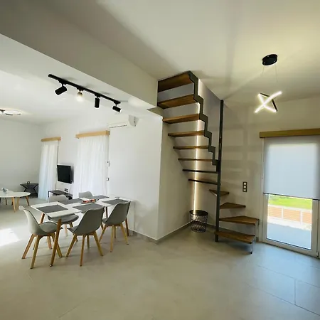 Pensjonat In - Rodelia Nr4 In Roda (Corfu)